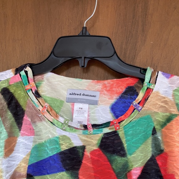 3/$45 Alfred Dunner abstract colorful print top embellished neckline casual PM - Picture 5 of 17